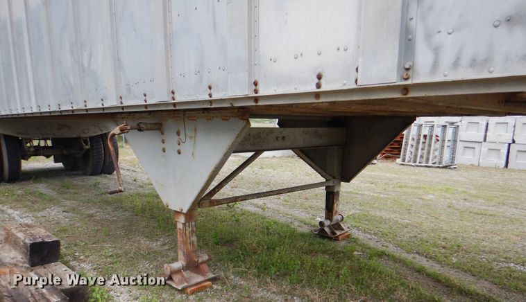 image for item DK5634 1965 Trailmobile  dry van trailer