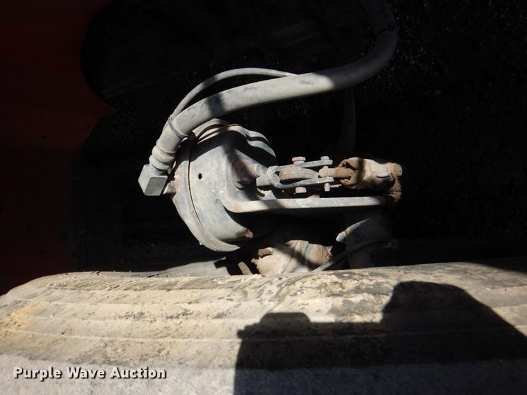 image for item DK5637 2005 International 9400i  semi truck