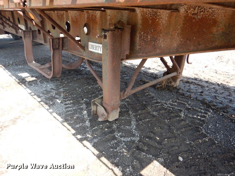 image for item DK5639 1987 Transcraft TL90K45  flatbed trailer