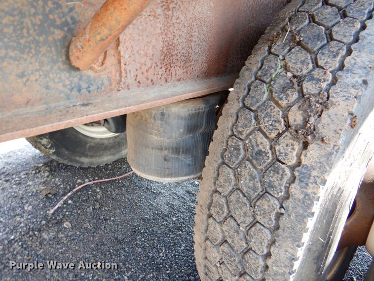 image for item DK5639 1987 Transcraft TL90K45  flatbed trailer