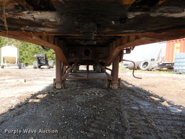 image for item DK5639 1987 Transcraft TL90K45  flatbed trailer