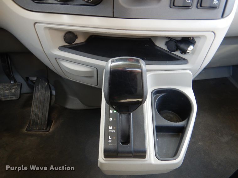 image for item DL2922 2018 Peterbilt 567  semi truck