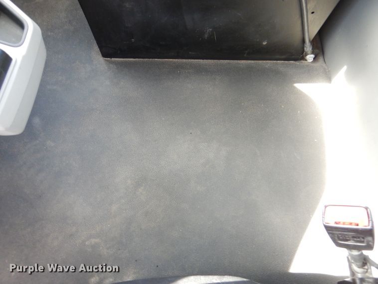 image for item DL2922 2018 Peterbilt 567  semi truck