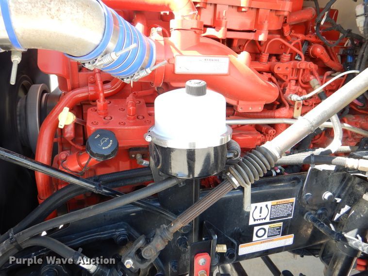 image for item DL2922 2018 Peterbilt 567  semi truck