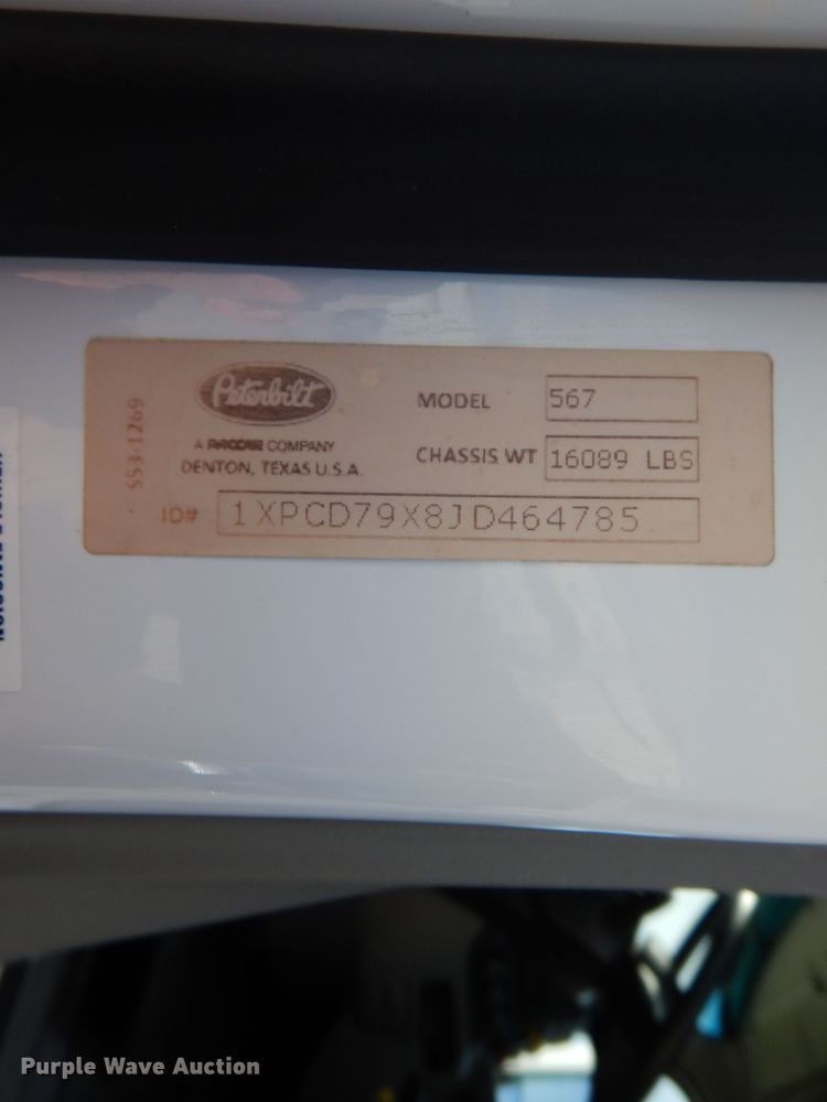image for item DL2922 2018 Peterbilt 567  semi truck