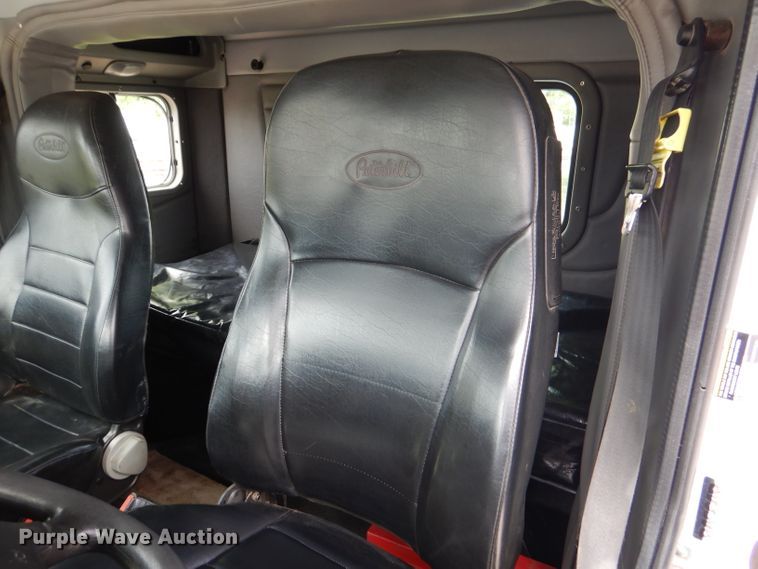 image for item DL8015 2012 Peterbilt 367  semi truck