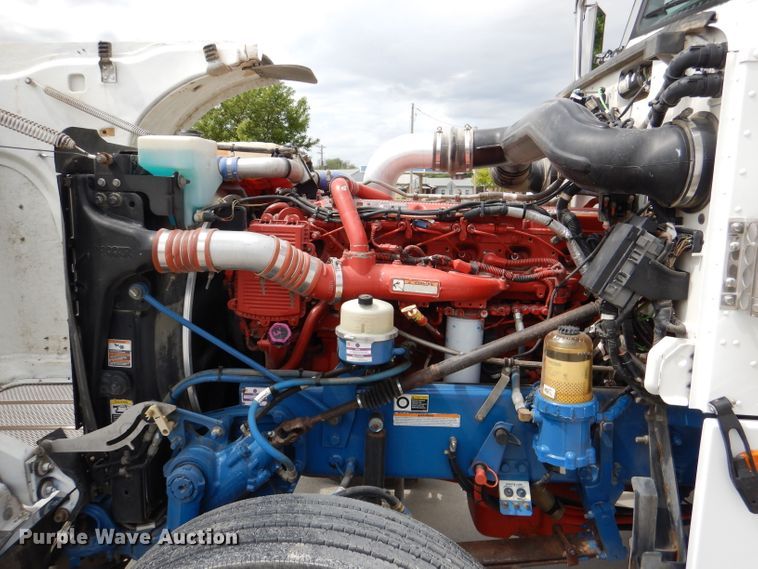 image for item DL8015 2012 Peterbilt 367  semi truck