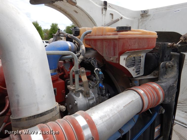 image for item DL8015 2012 Peterbilt 367  semi truck