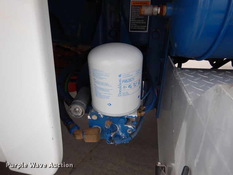 image for item DL8015 2012 Peterbilt 367  semi truck