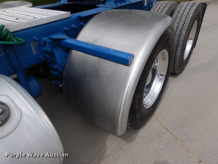 image for item DL8015 2012 Peterbilt 367  semi truck