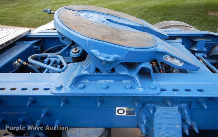 image for item DL8015 2012 Peterbilt 367  semi truck