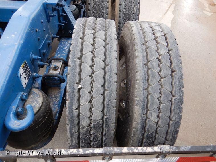 image for item DL8015 2012 Peterbilt 367  semi truck