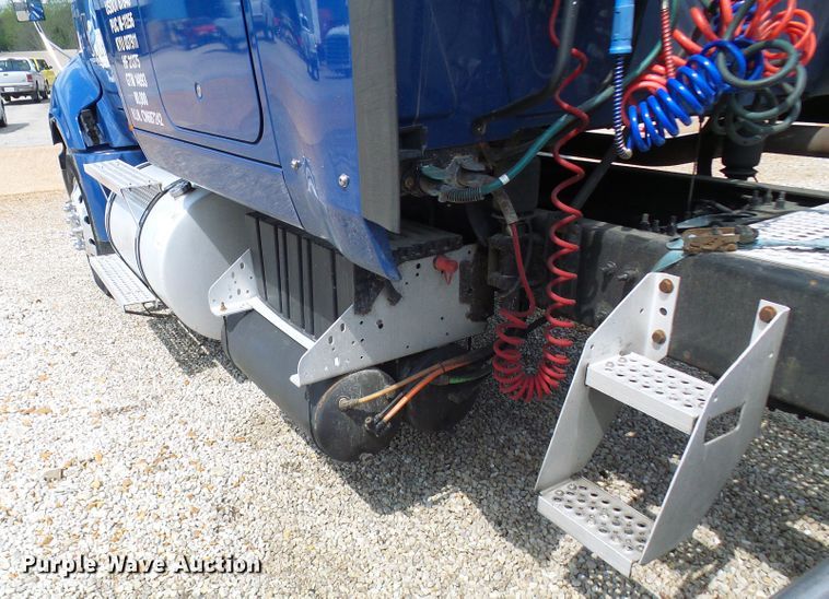 image for item DN6748 2012 International ProStar  truck tractor