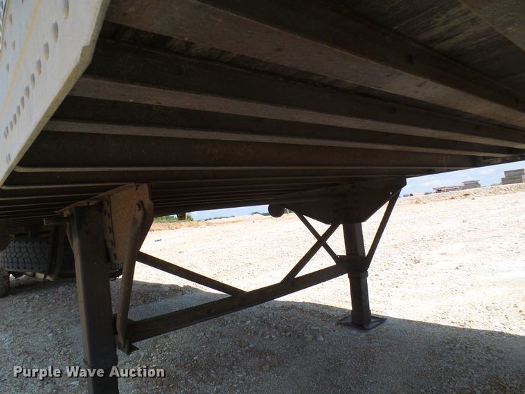 image for item DN6751 2002 Trailmobile  dry van trailer