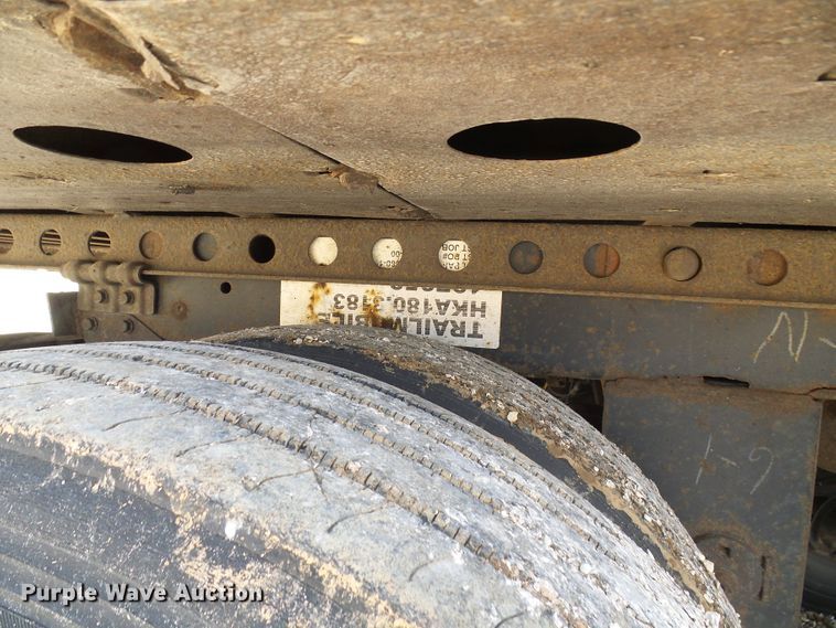 image for item DN6751 2002 Trailmobile  dry van trailer