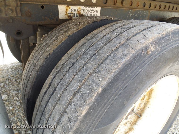 image for item DN6751 2002 Trailmobile  dry van trailer