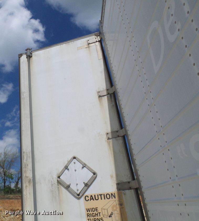 image for item DN6751 2002 Trailmobile  dry van trailer