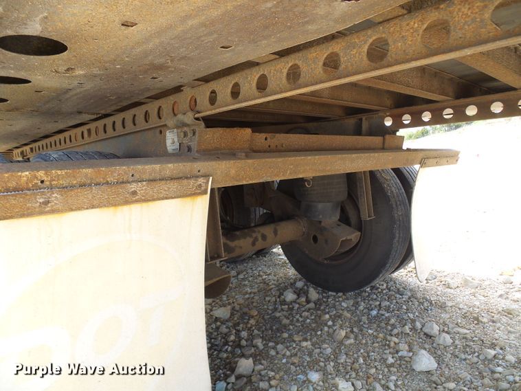 image for item DN6751 2002 Trailmobile  dry van trailer