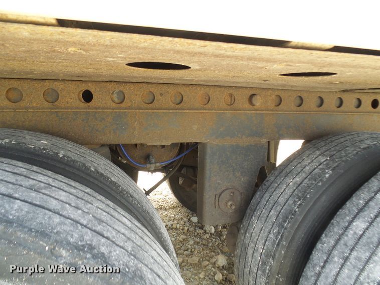 image for item DN6751 2002 Trailmobile  dry van trailer