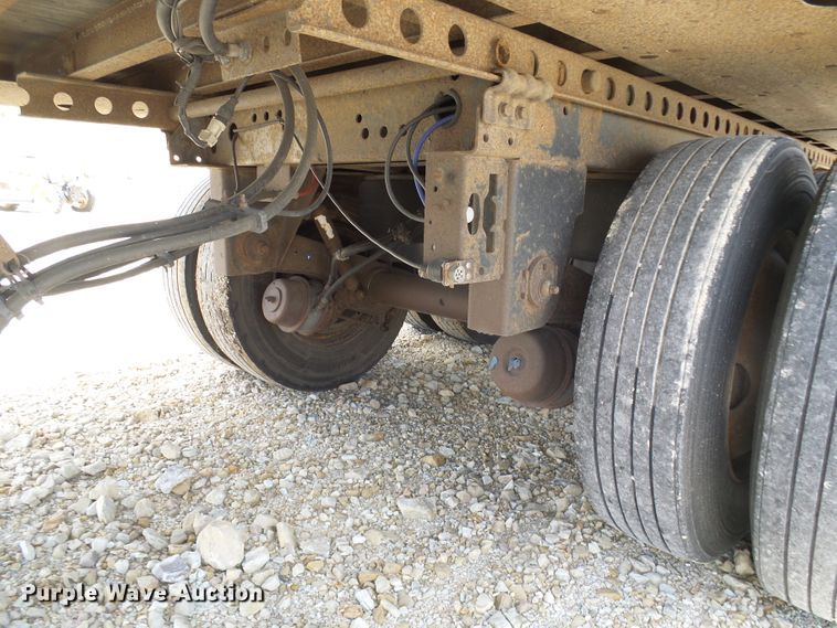 image for item DN6751 2002 Trailmobile  dry van trailer