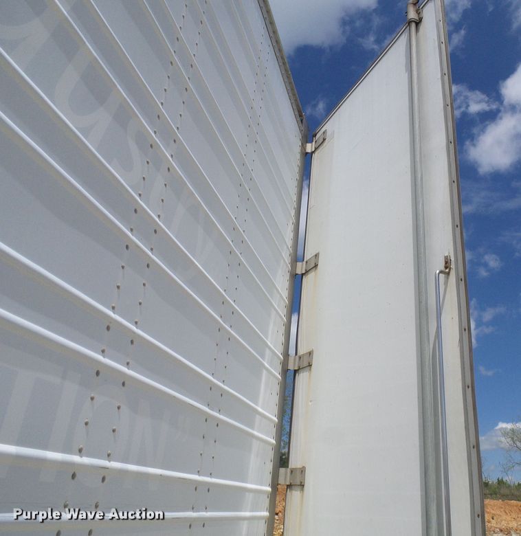 image for item DN6751 2002 Trailmobile  dry van trailer