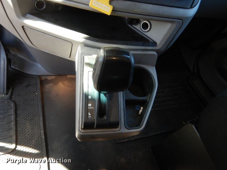 image for item ET9184 2017 Peterbilt 579  semi truck