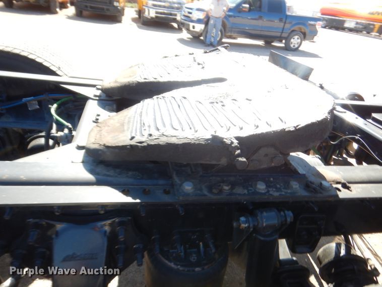 image for item ET9189 2017 Freightliner Cascadia 125  semi truck