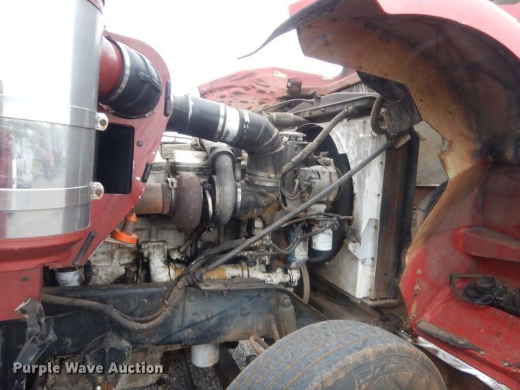 image for item ET9205 1985 Kenworth W900  semi truck