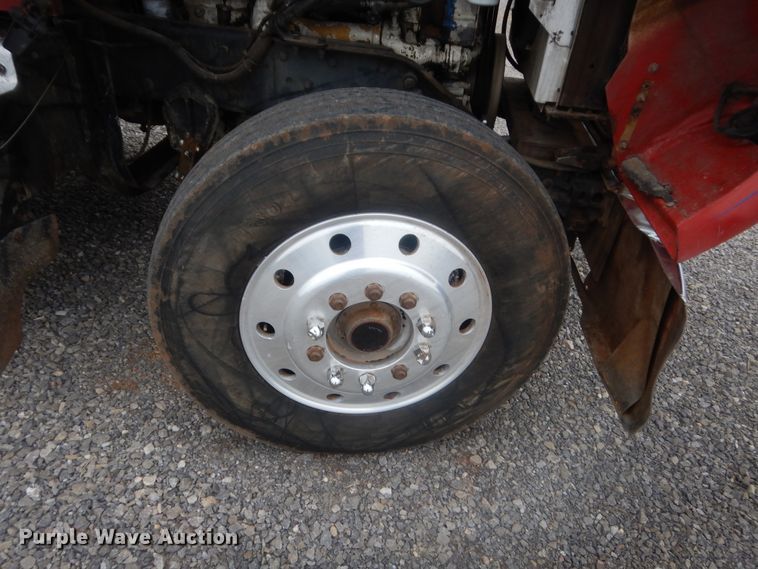 image for item ET9205 1985 Kenworth W900  semi truck