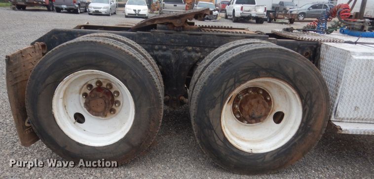 image for item ET9205 1985 Kenworth W900  semi truck