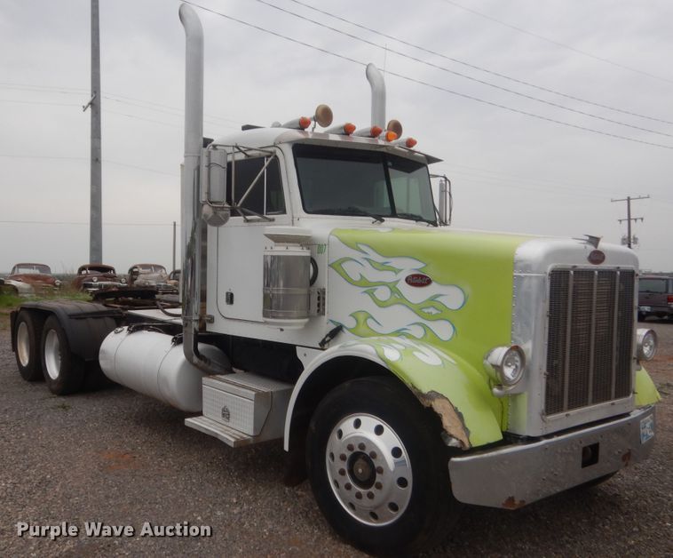 image for item ET9207 1993 Peterbilt 378  semi truck