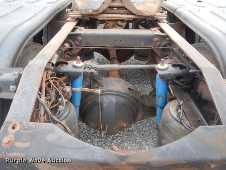 image for item ET9207 1993 Peterbilt 378  semi truck