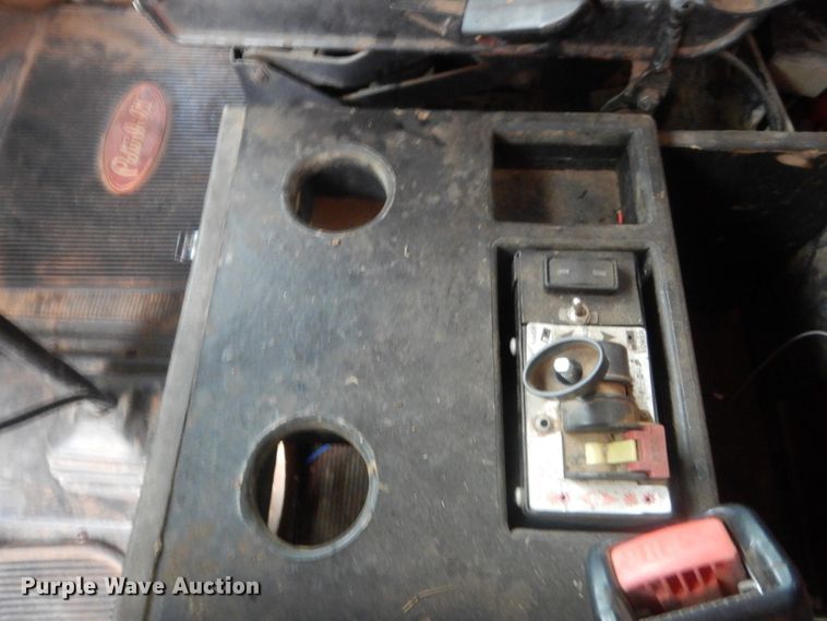 image for item ET9207 1993 Peterbilt 378  semi truck