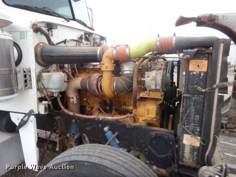 image for item ET9207 1993 Peterbilt 378  semi truck