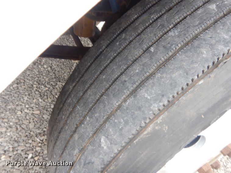 image for item ET9207 1993 Peterbilt 378  semi truck