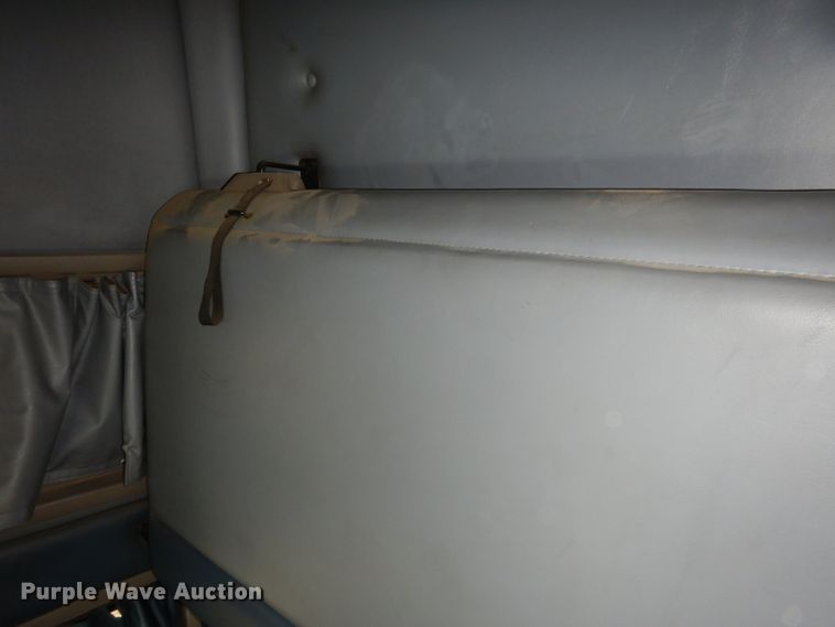 image for item FI9027 2011 Kenworth T700  semi truck