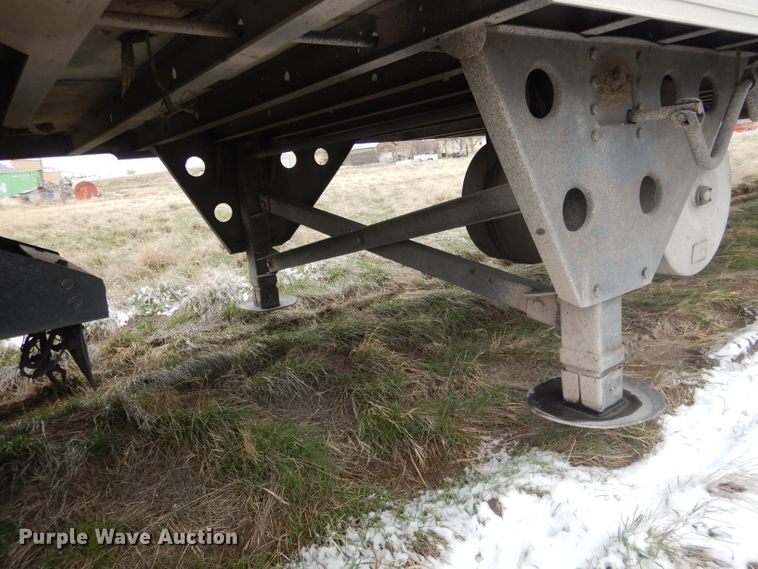 image for item FI9028 2005 Utility Trailer  refrigerated van trailer