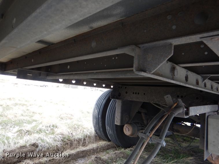 image for item FI9028 2005 Utility Trailer  refrigerated van trailer