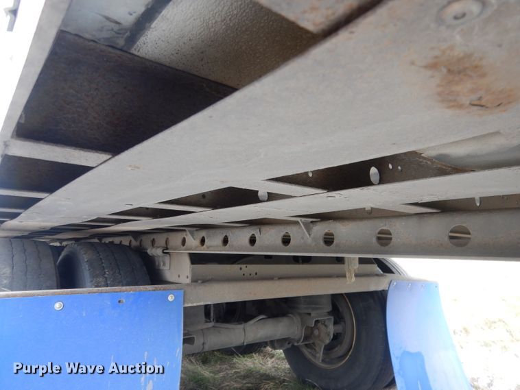 image for item FI9028 2005 Utility Trailer  refrigerated van trailer