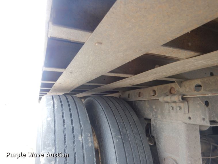 image for item FI9028 2005 Utility Trailer  refrigerated van trailer