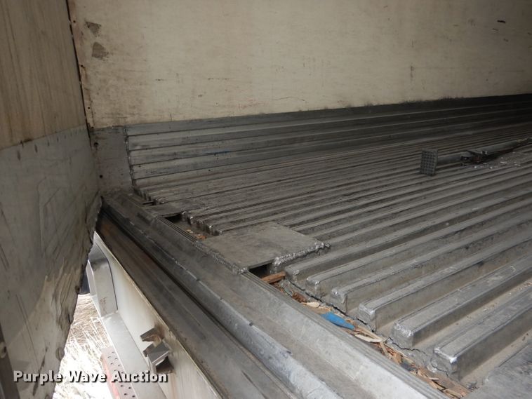 image for item FI9028 2005 Utility Trailer  refrigerated van trailer