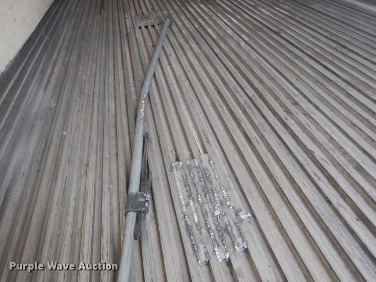 image for item FI9028 2005 Utility Trailer  refrigerated van trailer