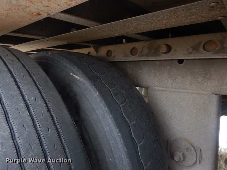 image for item FI9028 2005 Utility Trailer  refrigerated van trailer