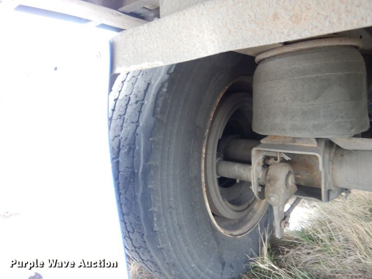 image for item FI9028 2005 Utility Trailer  refrigerated van trailer