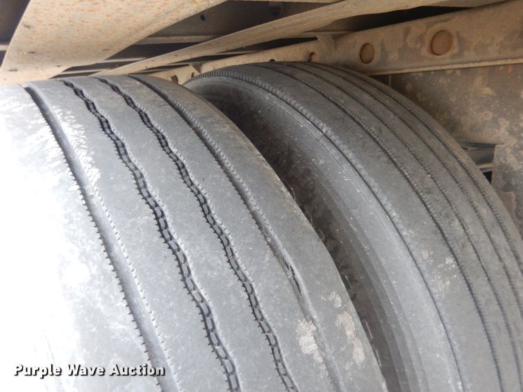 image for item FI9028 2005 Utility Trailer  refrigerated van trailer