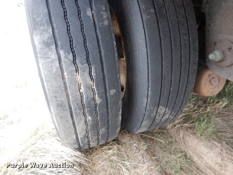 image for item FI9028 2005 Utility Trailer  refrigerated van trailer