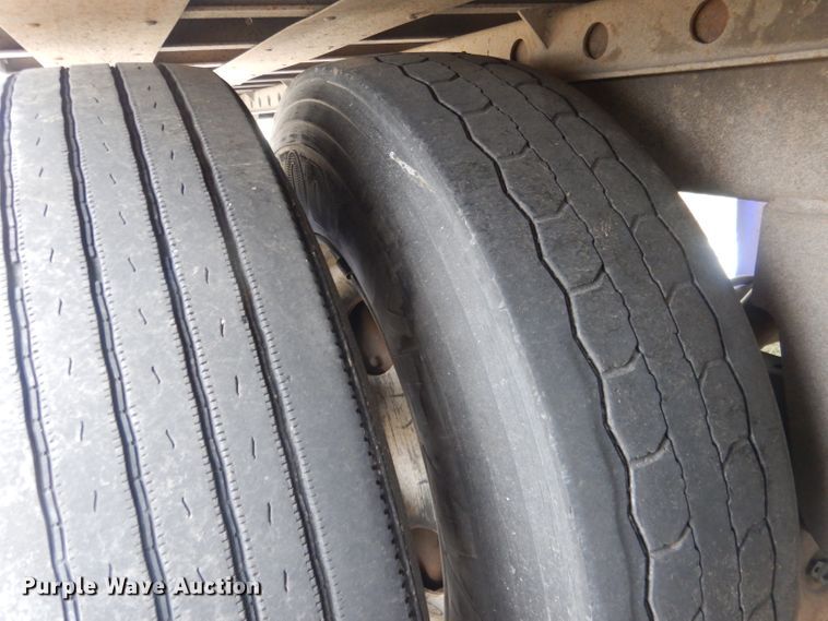 image for item FI9028 2005 Utility Trailer  refrigerated van trailer