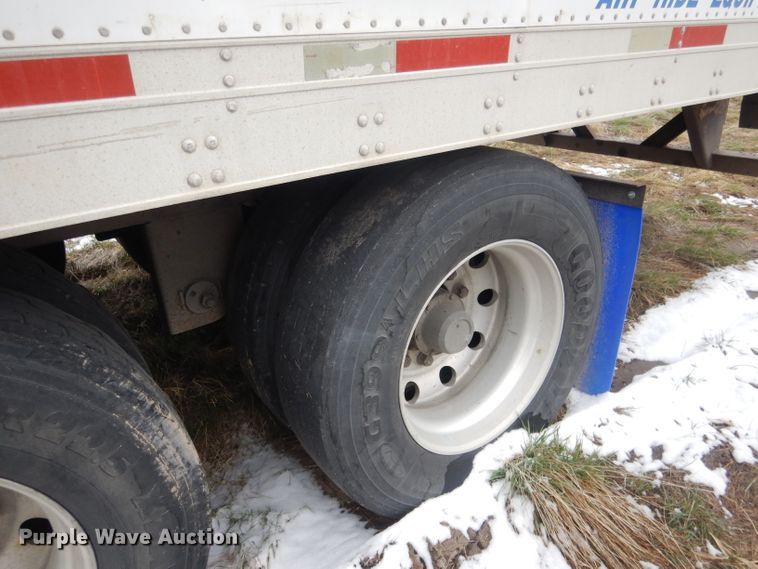 image for item FI9028 2005 Utility Trailer  refrigerated van trailer