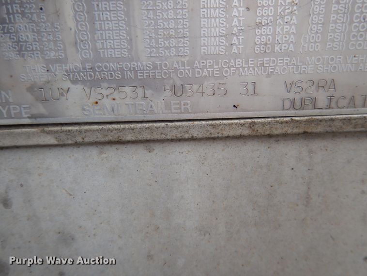 image for item FI9028 2005 Utility Trailer  refrigerated van trailer