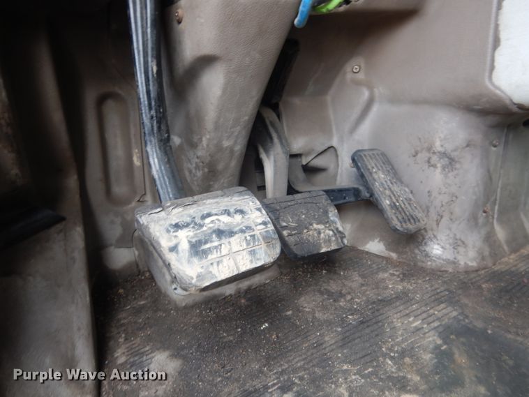 image for item FI9036 2009 Peterbilt 387  semi truck